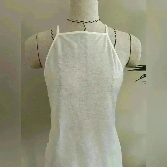 Victoria’s Secret Angels Lightweight White Open-Back Tank  | XS | Layering Tank - Picture 3 of 7